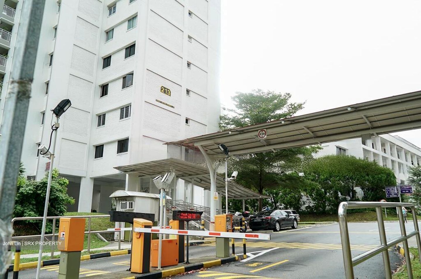 213 BUKIT BATOK STREET 21 (D23), Shop House #467686951